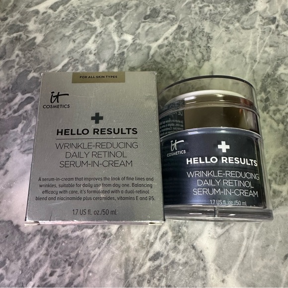 It Cosmetics Hello Results, 1.7oz Wrinkle Reducing Daily Retinol Serum in Cream main image 1